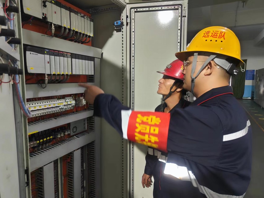 陜煤建設(shè)洗選煤運(yùn)營(yíng)公司澄合山陽運(yùn)營(yíng)項(xiàng)目部：擦亮“黨建+安全”品牌  筑牢安全生產(chǎn)防線