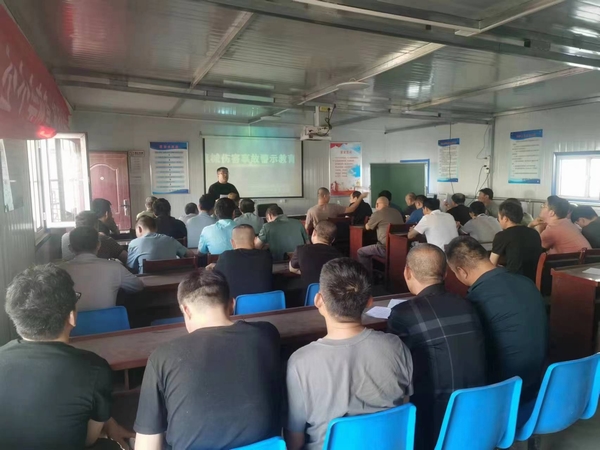 陜煤建設(shè)煤礦運(yùn)營服務(wù)分公司：導(dǎo)向明確  機(jī)械傷害專項整治行動初見成效