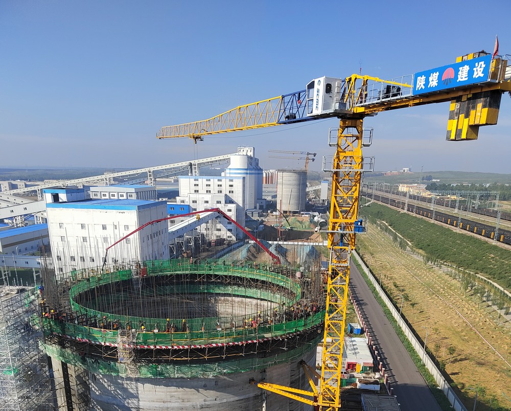 陜煤建設(shè)第二直屬項(xiàng)目部：滑模施工戰(zhàn)正酣，全力沖刺保進(jìn)度