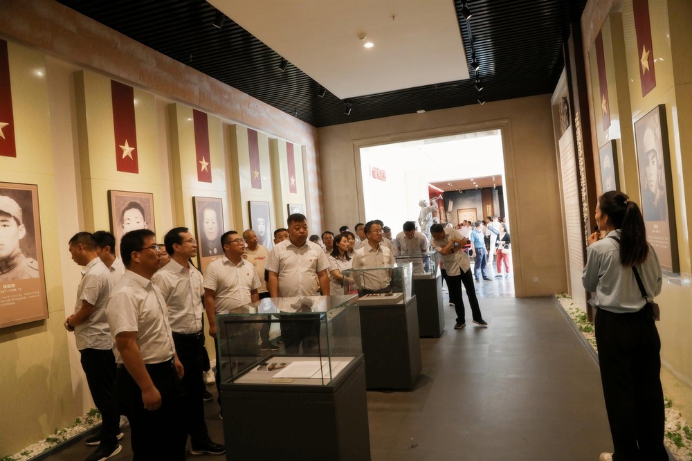 陜煤建設(shè)路橋分公司：“青” 力而為，“工” 不可沒