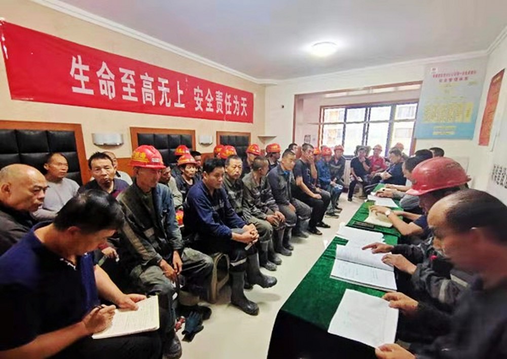 陜煤建設(shè)澄合分公司第一安裝項(xiàng)目部強(qiáng)化現(xiàn)場安全管理出實(shí)招！