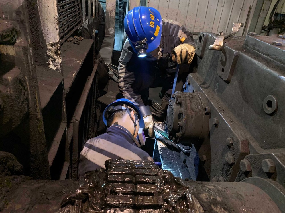 陜煤建設(shè)洗選煤運營公司紅柳林洗煤廠項目部： 接好“安全管理棒” 下好“防患未然棋”