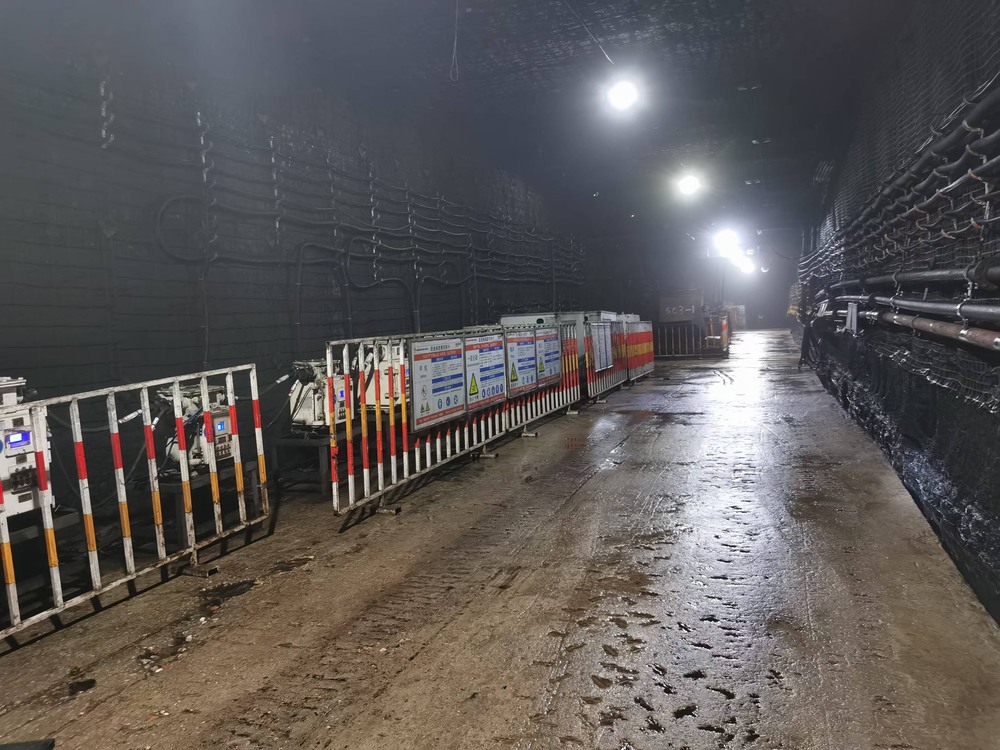 陜煤建設(shè)洗選煤運營公司第二項目部：歲末堅守，點亮煤礦“新光”，書寫新年安全序章