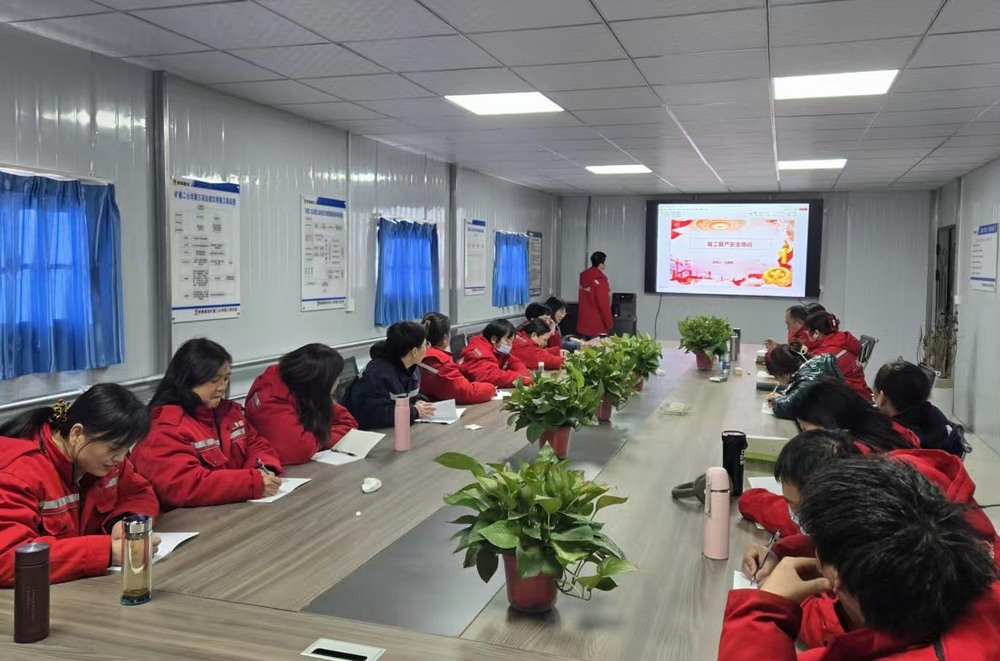 陜煤建設礦建二公司：重拳出擊，嚴把“安全關”