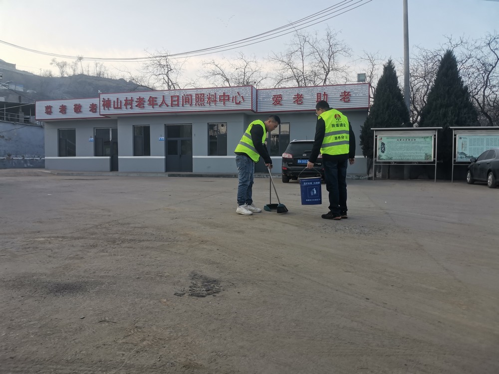 陜煤建設路橋分公司：學雷鋒，三月春“鋒”暖人心