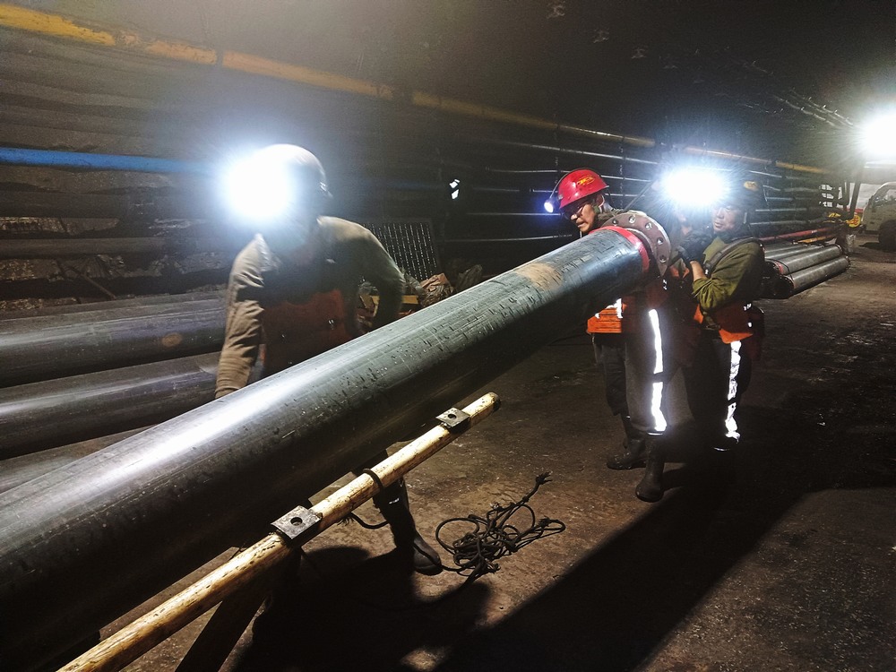 陜煤建設(shè)渭南分公司第三安裝項(xiàng)目部：“多點(diǎn)開花”保生產(chǎn) 勁吹三月“安全風(fēng)”