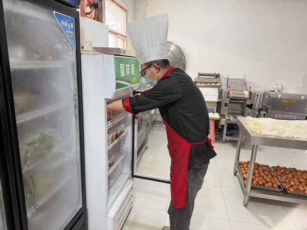 陜煤建設(shè)煤礦運營服務(wù)分公司：后勤保障再升級 職工幸?！皾M格電”