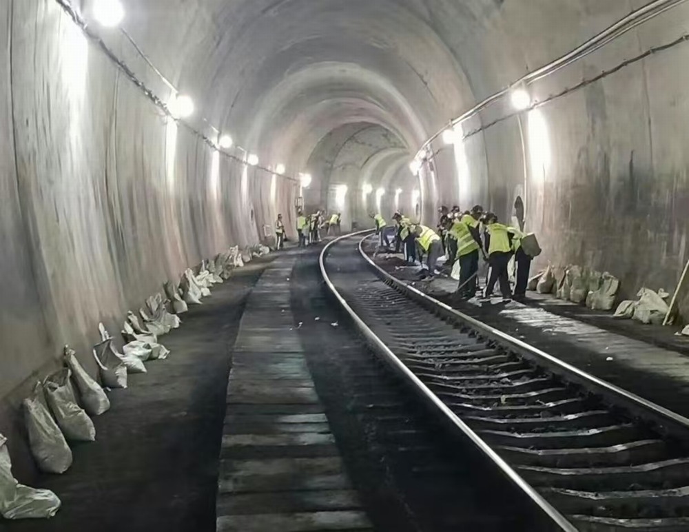 陜煤建設(shè)洗選煤運(yùn)營(yíng)公司檸條塔運(yùn)營(yíng)項(xiàng)目部：“三維發(fā)力”構(gòu)建雨季“三防”安全體系