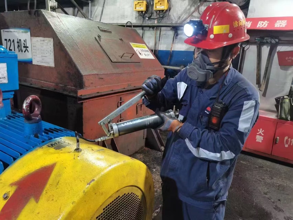 陜煤建設(shè)洗選煤運(yùn)營公司檸條塔運(yùn)營項(xiàng)目部：下好電氣安全“先手棋”，織密隱患排查“防護(hù)網(wǎng)”