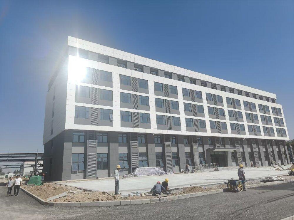 陜煤建設渭南分公司承建的胡家河二號風井項目綜合樓工程順利通過竣工驗收