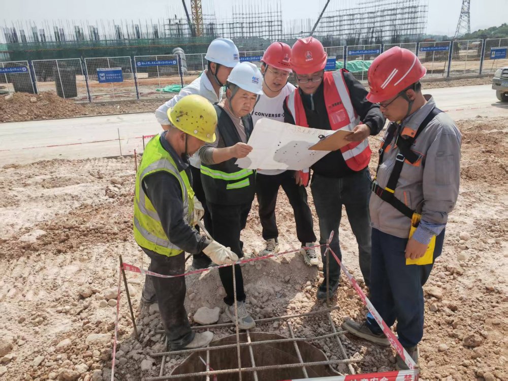 陜煤建設(shè)天工公司：“黨建＋”匯聚磅礴力量，驅(qū)動高質(zhì)量發(fā)展新引擎