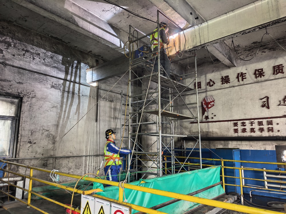 陜煤建設(shè)洗選煤運(yùn)營(yíng)公司第二項(xiàng)目部：攻堅(jiān)落煤塔除鐵器安裝，以精細(xì)施工護(hù)航煤礦安全運(yùn)營(yíng)