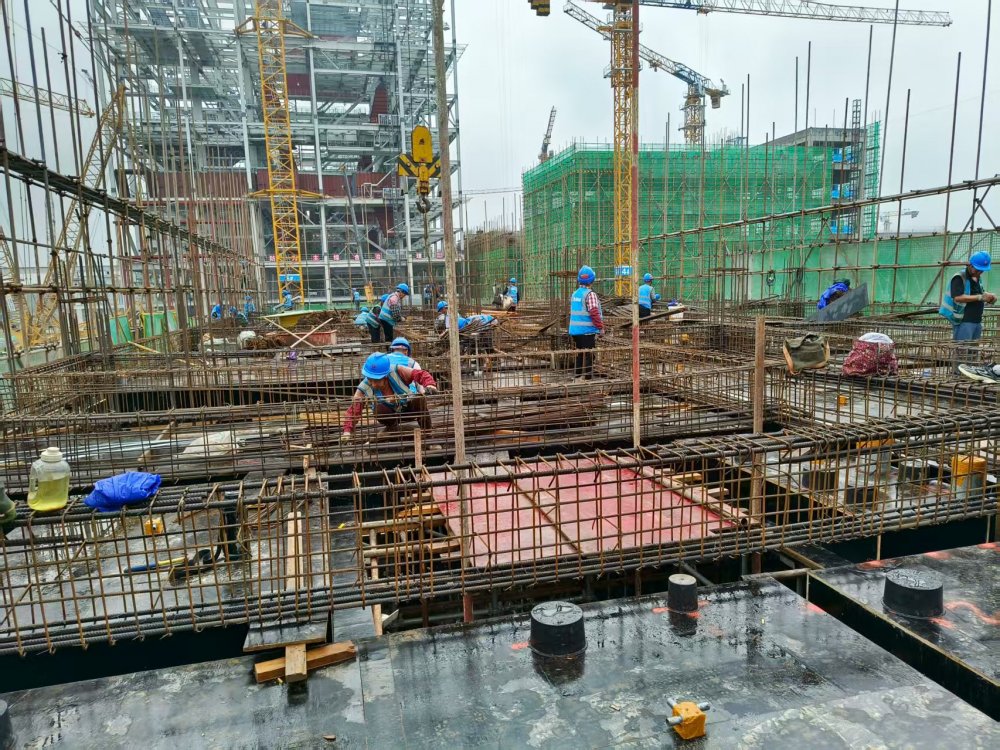 陜煤建設(shè)韓城分公司土建四項(xiàng)目部：雙節(jié)攻堅(jiān)奏強(qiáng)音，項(xiàng)目建設(shè)破浪行