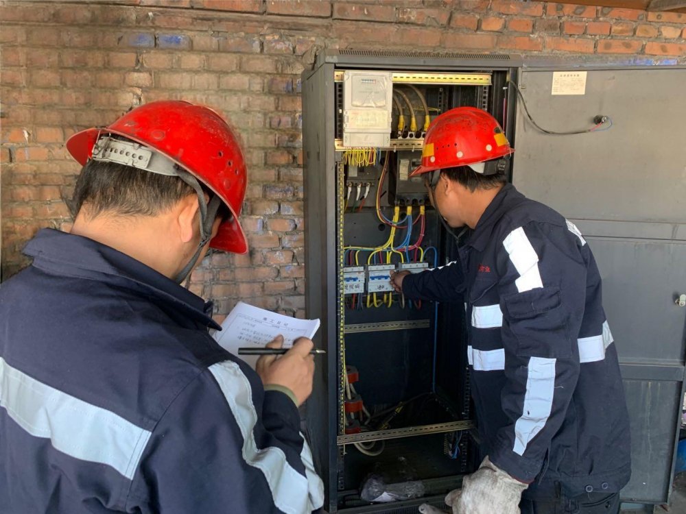 陜煤建設(shè)韓城分公司張家峁項(xiàng)目部：擰緊機(jī)電“安全閥” 沖刺百日安全目標(biāo)