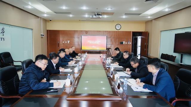 陜煤建設(shè)與西安電子科技大學(xué)座談：聚焦“技術(shù)+人才” 共探校企合作新路徑