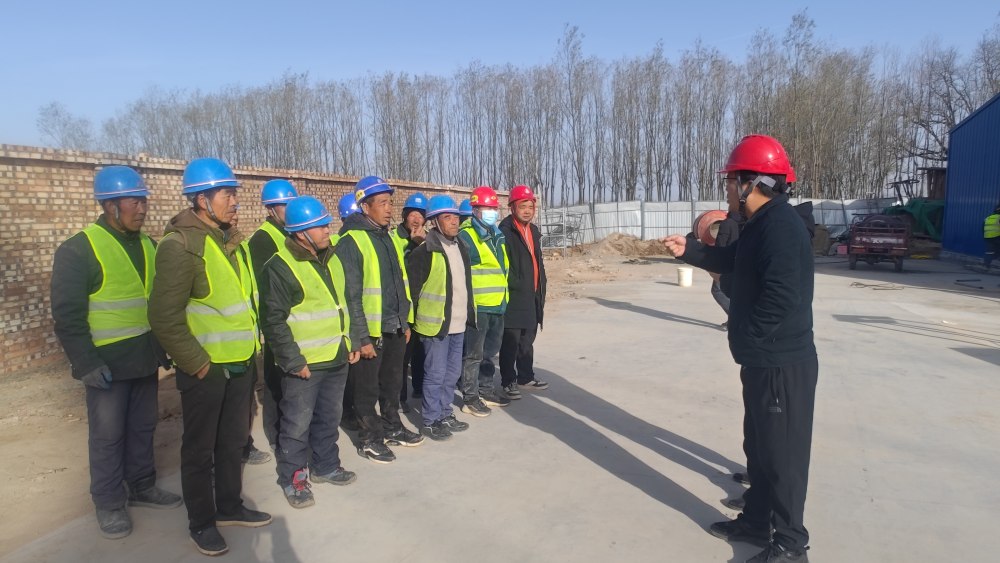 陜煤建設(shè)路橋分公司彬長項(xiàng)目部用行動(dòng)讓農(nóng)民工“安薪”