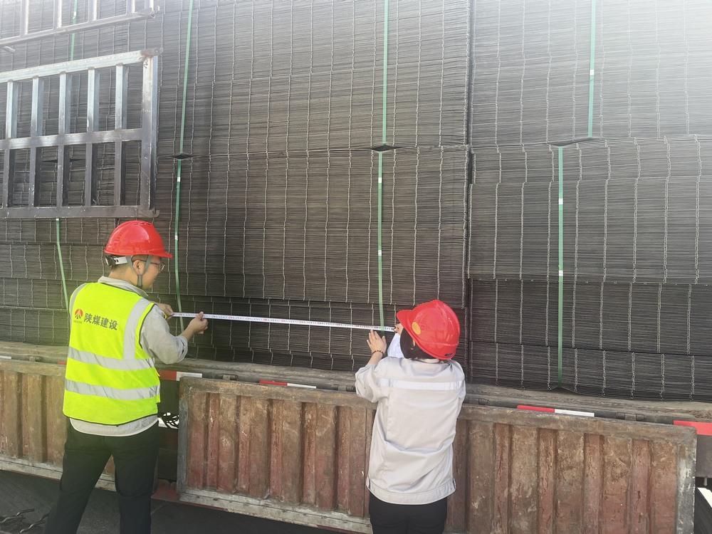 陜煤建設(shè)銅煤公司第五項(xiàng)目部黨支部：黨建賦能強(qiáng)引領(lǐng) 紅色引擎鑄精品